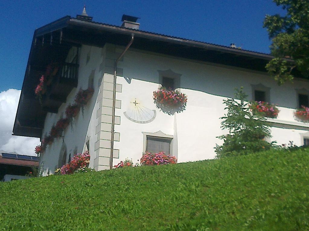 Oberdeutinghof Apartment Saalfelden Exterior photo